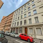 דירה Allinlyon | Duplex Sous Les Toits ליון
