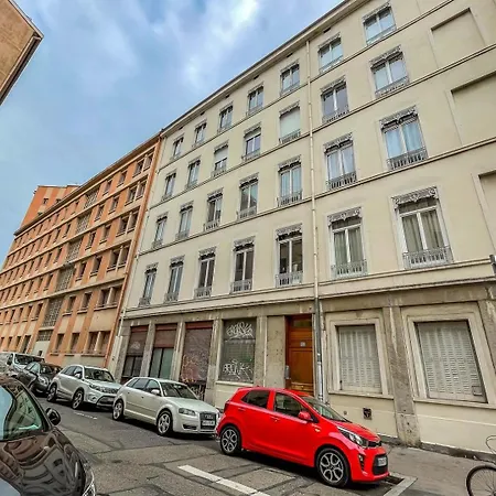 For 4 People With View Of Fourviere Ail Apartment Lyon
